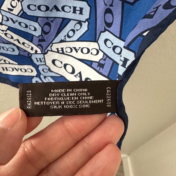 Coach Scarf Silk Blue Logo Luxurious Timeless Fancy O/S - Picture 4 of 5